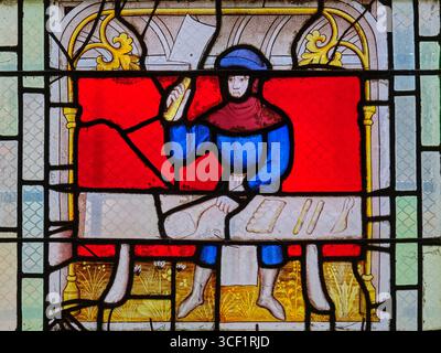 Frankreich, Côte d'Or (21), Semur-en-Auxois, l'église collégiale Notre-Dame, vitraux du 15è s. représentant des Corps de métiers, les bouchers // Frankreich, Stockfoto