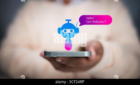 Künstliche Intelligenz und digitale Kommunikation, geeignet für Inhalte über KI-Assistenten und intelligente Anwendungen. Person, die ein Smartphone mit hält Stockfoto