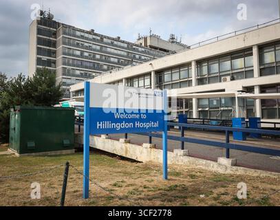 Eintritt zum Hillingdon Hospital, Pield Heath Rd, Uxbridge , Hillingdon, London, England, Großbritannien Stockfoto