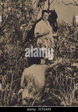 Ein Werbefoto aus dem tschechoslowakischen Film *Extase* aus dem Jahr 1932 mit Hedy Kiesler (später bekannt als Hedy Lamarr) und Aribert MOG. Der Film war umstritten wegen seiner Darstellung der Sinnlichkeit einer Frau und wurde Teil von Kieslers früherer Karriere im Kino. Stockfoto