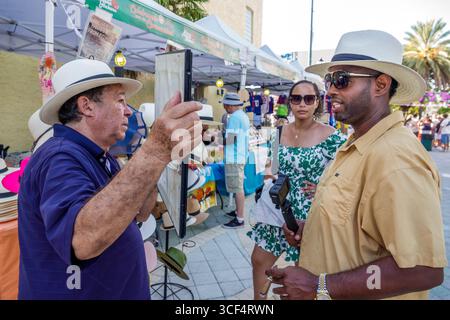 Miami Florida, Little Havana Viertel, 8th Street Calle Ocho, Viernes Culturales, Kulturfreitage, monatliche Veranstaltung, kubanische Hispanic, SW 15th Avenue Domino Stockfoto