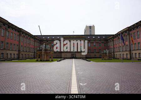Der preußische Barockhof des Potsdamer Stadtschlosses und des brandenburgischen landtags Stockfoto
