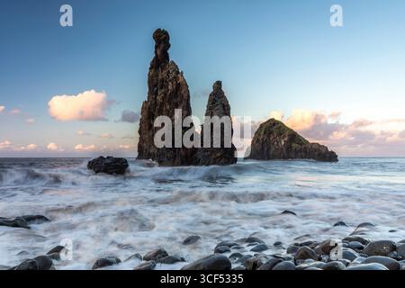 Auf den Felsen von Ribeira da Janela, Madeira Stockfoto