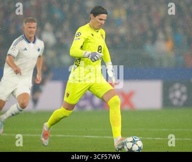 Basel, Schweiz. August 2025. FC Basel 1893 Torhüter MARWIN HITZ (1) beim UEFA Champions League Playoff Spiel zwischen dem FC Basel 1893 und dem FC Kopenhagen am 20. August 2025 in Basel. Das Spiel endete mit 1-1 Unentschieden. (Kreditbild: © Scott Coleman/ZUMA Press Wire) NUR REDAKTIONELLE VERWENDUNG! Nicht für kommerzielle ZWECKE! Stockfoto