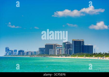 Foto von Gebäuden in Surfside Miami Beach Florida Stockfoto