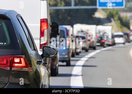 Sommerferien Stau auf der deutschen Autobahn Stockfoto