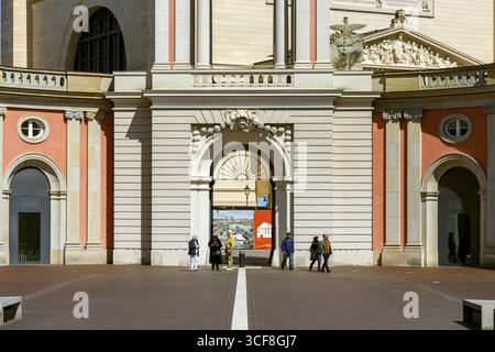 Potsdamer Stadtschloss und Landtag Brandenburg, Innenhof mit Fortuna Portal, Potsdam, Brandenburg, Deutschland Stockfoto