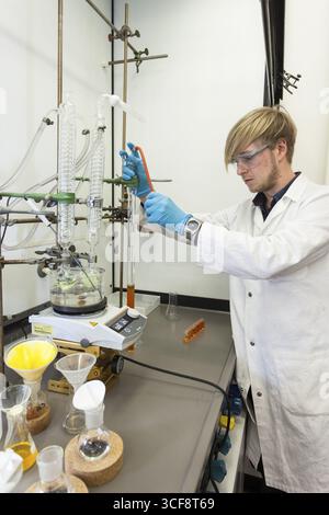 Laboratorium am Institut für Pharmazie und medizinische Chemie der Heinrich-Heine-Universität Düsseldorf, Nordrhein-Westfalen Stockfoto