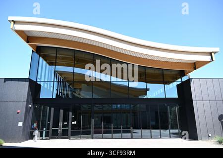 TUSTIN, KALIFORNIEN - 18. August 2025: Saddleback Building im Advanced Technology and Education Park, ATEP, Teil der California Community Colleges Stockfoto