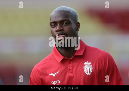 Monaco, Monaco. August 2025. George Ilenikhena von AS Monaco während des Rundgangs der Mannschaft nach der Ankunft im Stadion vor dem Spiel AS Monaco gegen Havre AC Ligue 1 in Stade Louis II, Monaco. Der Bildnachweis sollte lauten: Jonathan Moscrop/Sportimage Credit: Sportimage Ltd/Alamy Live News Stockfoto