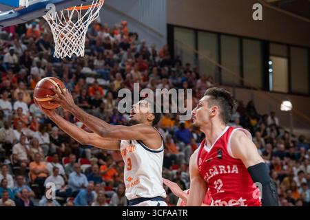 Almere, Niederlande. August 2025. ALMERE, NIEDERLANDE - 20. AUGUST: David NGuessan aus den Niederlanden während des Spiels zwischen den Niederlanden und Bulgarien für die wm-Qualifikation 2027 im Topsportcentrum am 20. August 2025 in Almere, Niederlande. (Foto von Henk Seppen/Orange Pictures) Credit: Orange Pics BV/Alamy Live News Stockfoto