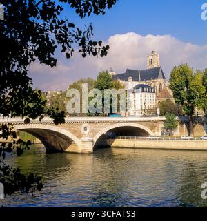 Die Pont Louis Philippe Brücke über die seine, Quai de Bourbon, Iie St. Louis, Paris, Frankreich Stockfoto