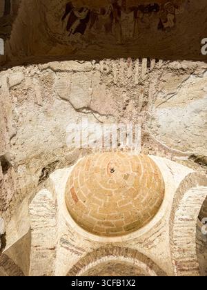 Alte architektonische Kuppeldetails mit komplizierter Handwerkskunst an der historischen Stätte Stockfoto