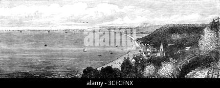 Verbesserungen an der Küste von Kentisch: Blick nach Westen von Folkestone über Sandgate nach Hythe, mit Blick auf das neue Embankment, 1881. Gravur einer Skizze von Major A. Moberly. Die Hythe and Sandgate Embankment, oder die Hythe Marine Parade, die zu den Attraktionen dieses schönen Badeortes beiträgt, hat zweieinhalb Jahre in ihrem Bau verbracht. Sir John Coode war der beratende Ingenieur, Mr. H. B. James der Konstrukteur, und Mr. H. D. Good der Ingenieur für die Aufsicht während der Operationen. Die Mauer, die aus Beton ist, mit Kentish Rag überzogen, hat Stockfoto