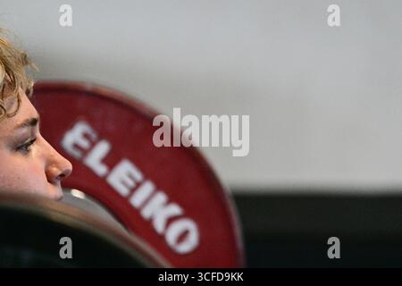 Berlin, Deutschland. August 2025. Gewichtheber Kiara klug trainiert. Quelle: Sebastian Gollnow/dpa/Alamy Live News Stockfoto
