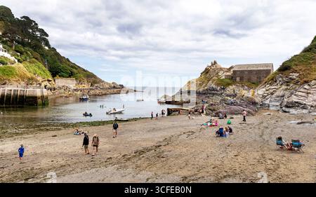 Polperro Beach Cornwall Großbritannien Stockfoto