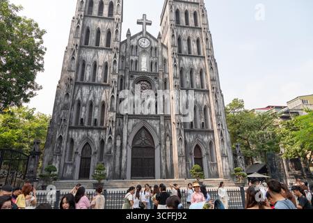 St. Joseph's Cathedral, Hanoi. Im gotischen mittelalterlichen Stil Stockfoto