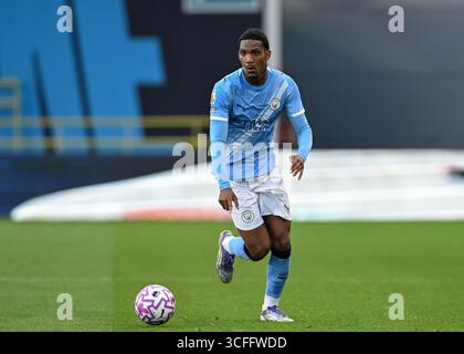 Manchester, Großbritannien. August 2025. Christian McFarlane von Manchester City beim Spiel Manchester City U21 gegen West Ham United U21 Premier League 2 im Academy Stadium, Manchester. Der Bildnachweis sollte lauten: Cody Froggatt/Sportimage Credit: Sportimage Ltd/Alamy Live News Stockfoto