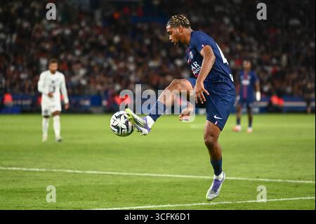 Paris, Frankreich. August 2025. Während des Spiels zwischen PSG und Angers SCO im Parc des Princes am 22. August 2025. - 22/08/2025 - France/Ile-de-France (Region)/Paris - Julien Mattia/Le Pictorium Credit: LE PICTORIUM/Alamy Live News Stockfoto