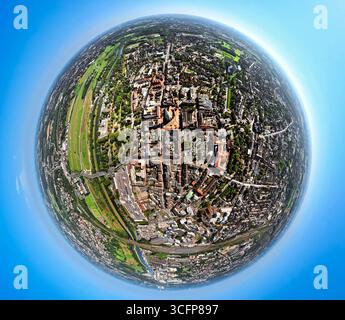 Luftbild, City Innenstadt Oststraße mit evang. Pauluskirche, Lippeaue Erlebensraum am Datteln-Hamm-Kanal und Fluss Lippe, Erdkugel, Fisheye Aufnahme, Fischaugen Aufnahme, 360 Grad Aufnahme, winzige Welt, kleiner Planet, Fisheye Bild, Mitte, Hamm, Ruhrgebiet, Nordrhein-Westfalen, Deutschland ACHTUNGxMINDESTHONORARx60xEURO *** Luftaufnahme, Stadtzentrum Oststraße mit evang Pauluskirche, Lippeaue Erlebensraum am Datteln Hamm Kanal und Fluss Lippe, Erdkugel, Fischaugenbild, Fischaugenbild, 360 Grad Bild, winzige Welt, kleiner Planet, Fischaugenbild, Zentrum, Hamm, Ruhrgebiet, Nordrhein Westfalen, Germa Stockfoto