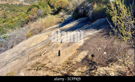 Clarens, Südafrika - 6. Mai 2025: Treppen in den Sandtonhang des Clarens Porcupine Trail. Stockfoto