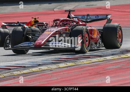 Österreich, 28. Juni 2025. Formel 1 MSC Cruises Grand Prix von Österreich auf dem Red Bull Ring in Spielberg, Österreich im Bild: Charles Leclerc aus Monaco fährt mit der Scuderia Ferrari SF-25 © Piotr Zajac/Alamy Live News Stockfoto