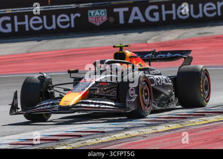 Österreich, 28. Juni 2025. Formel 1 MSC Cruises Grand Prix von Österreich auf dem Red Bull Ring in Spielberg, Österreich, abgebildet: Yuki Tsunoda aus Japan fährt mit dem (22) Oracle Red Bull Racing RB21 auf der Strecke © Piotr Zajac/Alamy Live News Stockfoto