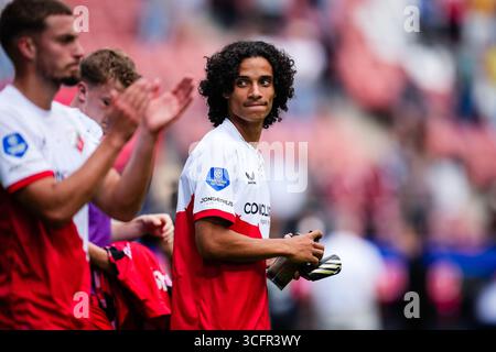 Utrecht, Niederlande. August 2025. Utrecht - Gjivai Zechiel vom FC Utrecht in der dritten Runde der Eredivisie Saison 2025/2026. Das Spiel findet am 24. August 2025 im Stadion Galgenwaard in Utrecht statt. (VK Sportphoto/Yannick Verhoeven) Credit: Parallax Pictures/Alamy Live News Credit: Parallax Pictures/Alamy Live News Stockfoto