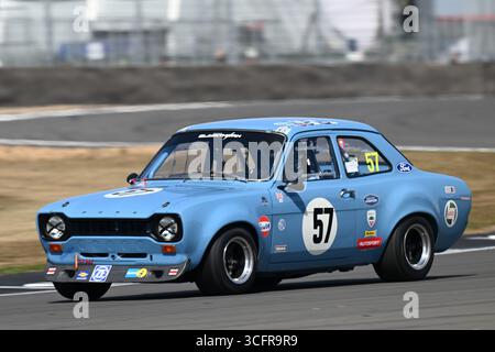 Silverstone Circuit, Northamptonshire, Großbritannien. August 2025; Silverstone Circuit, Northamptonshire, England; Silverstone Festival Day 3 2025; Joe Gomm in einem BMW E30 M3 während der Adrian Flux Trophy für MRL Historic Touring Car Challenge Stockfoto