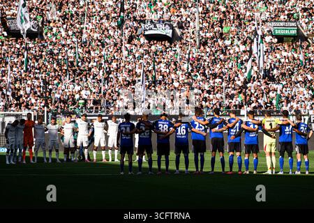 MÖNCHENGLADBACH, DEUTSCHLAND - 24. AUGUST 2025: - Das Fußballspiel der Bundesliga Borussia Mönchengladbach gegen den Hamburger SV im Borussia Park. Stockfoto