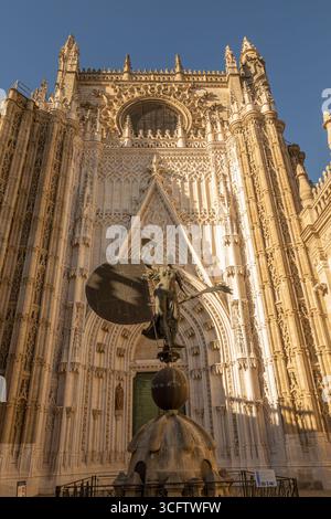 Catedral de Santa María de la Sede y de la Asunción de Sevilla, Spanien Stockfoto
