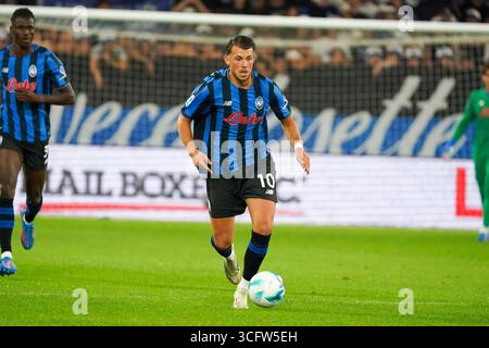 Bergamo, Italie. August 2025. Lazar Samardžić während des italienischen Meisterschaftsspiels Serie A zwischen Atalanta BC und Pisa SC am 24. August 2025 im Gewiss-Stadion in Bergamo, Italien - Foto Alessio Morgese/DPPI Credit: DPPI Media/Alamy Live News Stockfoto