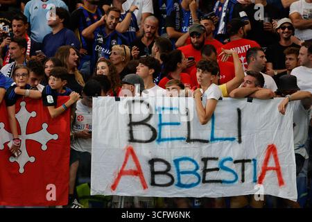 August 2025; Gewiss-Stadion, Bergamo, Italien, Fußball der Serie A, Atalanta gegen Pisa; Fans des AC Pisa 1909 Stockfoto