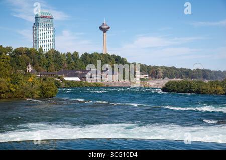 Der Aussichtsturm des Skylon Tower, Niagarafälle, Ontario, Kanada Stockfoto