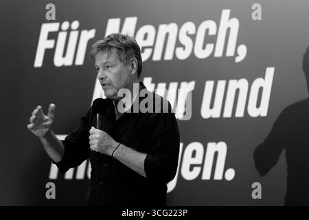 Weimar, Deutschland – 29.08.2024: Robert Habeck, deutscher Vizekanzler und Bundesminister für Wirtschaft und Klimaschutz 12/2021–05/2025 Stockfoto