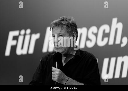 Weimar, Deutschland – 29.08.2024: Robert Habeck, deutscher Vizekanzler und Bundesminister für Wirtschaft und Klimaschutz 12/2021–05/2025 Stockfoto