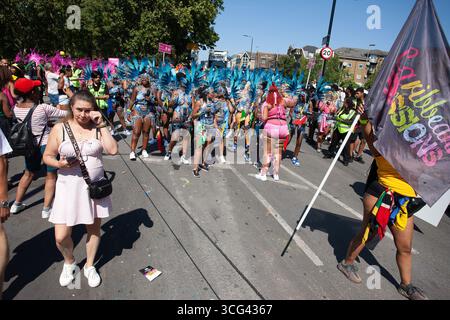 Follower LNHC Notting Hill Carnival 2025 Stockfoto