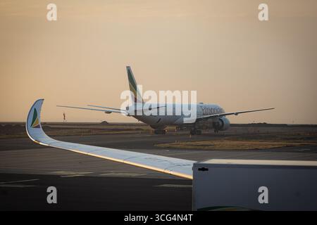 Äthiopische Boing 787 am internationalen Flughafen Addis Abeba Bole Stockfoto