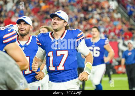 Tampa Bay, Florida, USA, 23. August 2025, Buffalo Bills Quarterback Josh Allen #17 im Raymond James Stadium. (Foto: Marty Jean-Louis/Alamy Live News Stockfoto