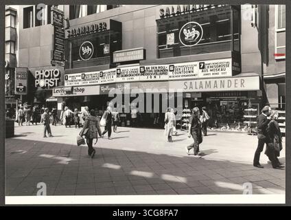 Köln-Altstadt Nord: Kino-Center Schildergasse - Kinos A-Z alt + neu Stockfoto