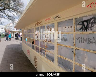 Art déco-Bushaltestellen auf Old Steine in Brighton, East Sussex, Großbritannien Stockfoto