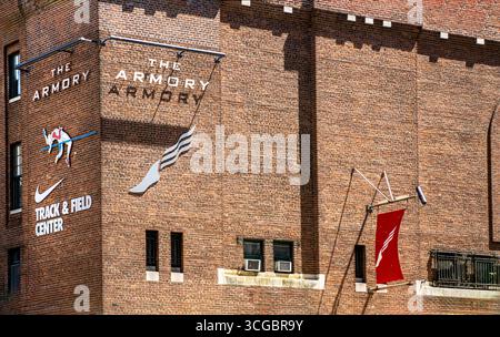 Nike Track and Field Center, The Armory, Gebäude außen, 216 Fort Washington Avenue, Washington Heights, Manhattan, New York City, New York, USA Stockfoto