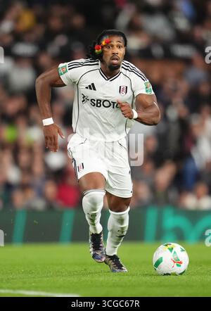 Fulham's Adama Traore in der zweiten Runde des Carabao Cup im Hill Craven Cottage, London. Bilddatum: Mittwoch, 27. August 2025. Stockfoto