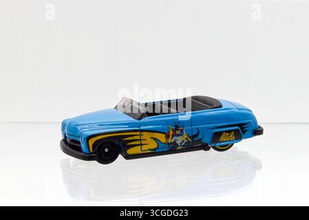 Hot Wheels DC Comics Batman Design. Merc Mercury Cabriolet Batgirl. Stockfoto