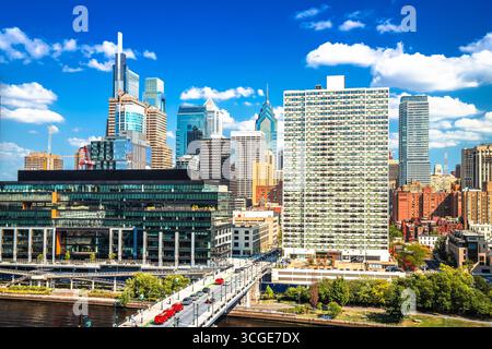 Blick auf die Skyline der Stadt Philadelphia vom CIRA Green Park, Bundesstaat Pennsylvania, USA Stockfoto