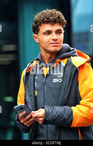 Zandvoort, Niederlande. August 2025. Lando Norris (GBR) McLaren. 28.08.2025. Formel-1-Weltmeisterschaft, Rd 15, Grand Prix Der Niederlande, Zandvoort, Niederlande, Vorbereitungstag. Das Foto sollte lauten: XPB/Alamy Live News. Stockfoto