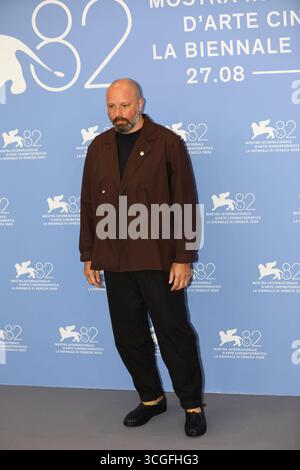 28. August 2025, Venedig, Veneto, Italien: YORGOS LANTHIMOS beim Fotobesuch zum Film Bugonia beim 82. Venedig Filmfestival im Lido von Venedig. (Kreditbild: © Mickael Chavet/ZUMA Press Wire) NUR REDAKTIONELLE VERWENDUNG! Nicht für kommerzielle ZWECKE! Stockfoto