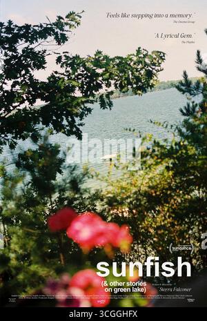 Sunfish and Other Stories on Green Lake (2025) von Chris Hegedus und D. A. Pennebaker. Ein reflektierender Dokumentarfilm, in dem vernetzte menschliche Geschichten rund um Green Lake erforscht werden und Themen wie Erinnerung, Gemeinschaft und Widerstandsfähigkeit verweben. US-Poster NUR FÜR REDAKTIONELLE ZWECKE. BFA / die Zukunft des Films ist weiblich Stockfoto