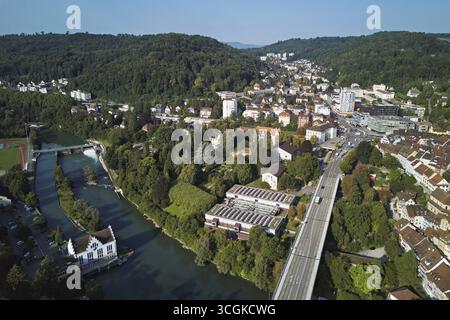 Hohe Brücke von oben über die Limmat, rechts Altstadt, Baden, Kanton, Aargau, Schweiz Stockfoto