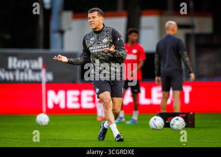 Eindhoven, Niederlande. August 2025. EINDHOVEN, 29-08-2025, PSV Campus de Herdgang, Saison 2025/2026, niederländischer Keuken Kampioen Divisie Football, Spiel zwischen Jong PSV und Jong AZ, Foto zeigt Wilfred Bouma Credit: Pro Shots/Alamy Live News Stockfoto